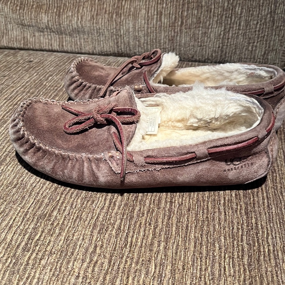 Ugg slippers - 8 - brown